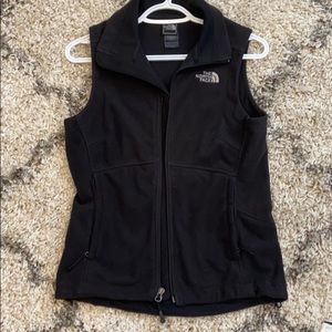 North Face women’s vest